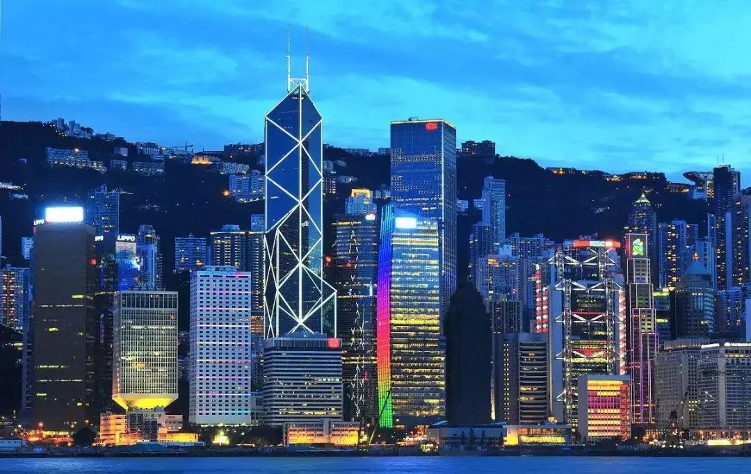 香港之声，播音稿中的城市旋律